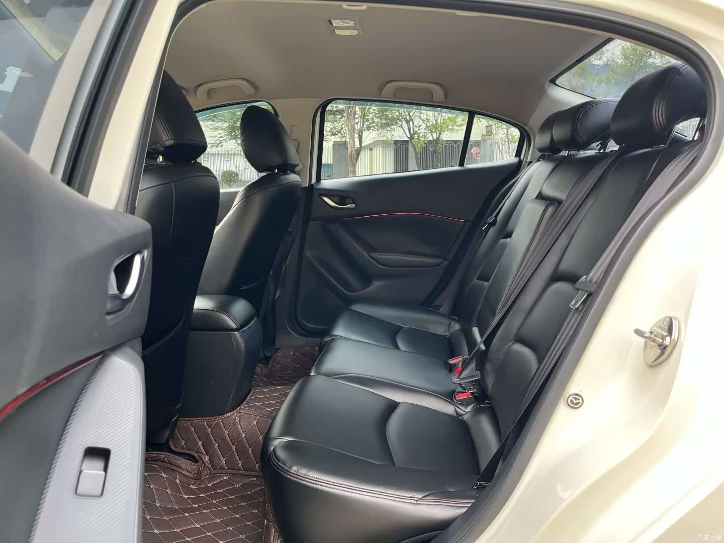 Mazda Mazda3, 2016 4