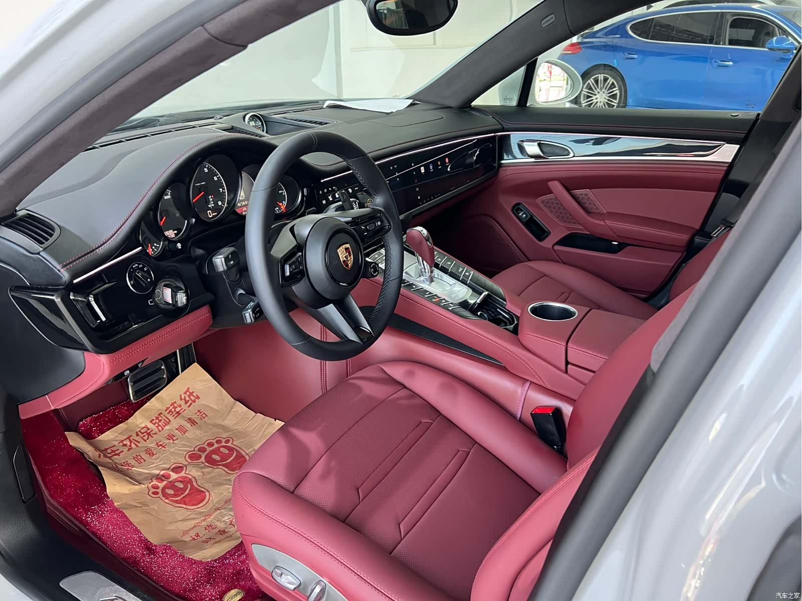 Porsche Panamera, 2011 8