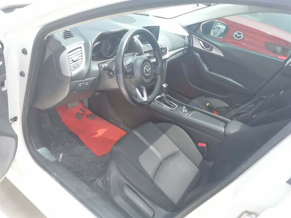 Mazda Mazda3, 2019 15