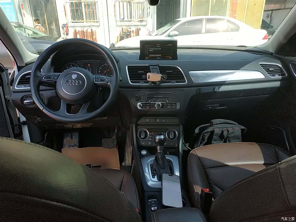 Audi Q3, 2018 10