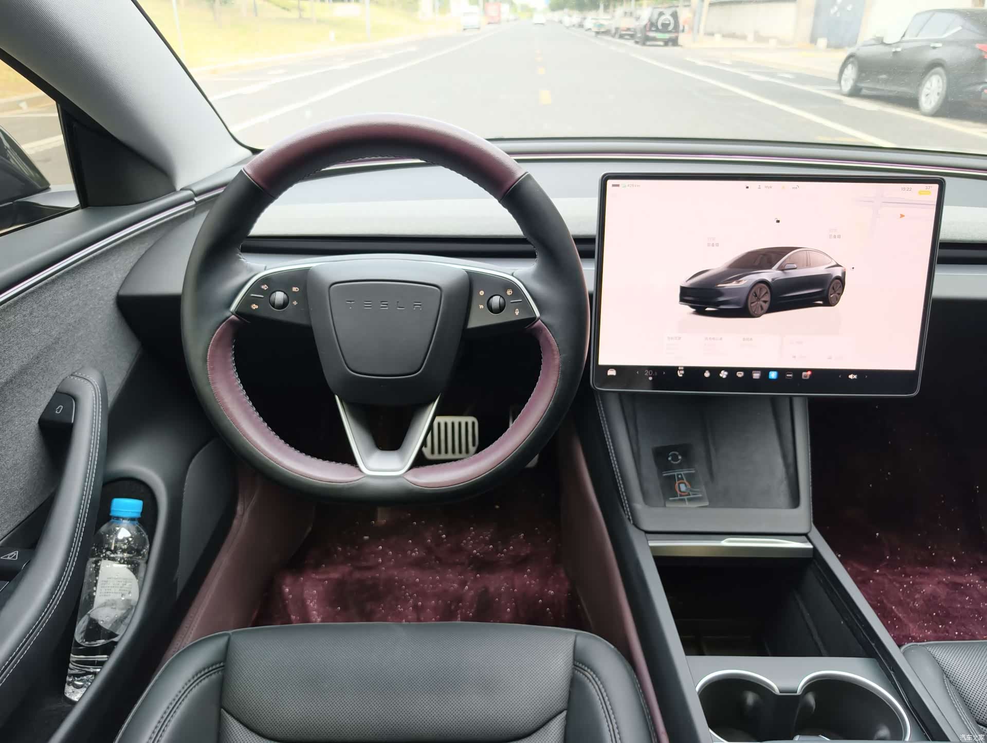 Tesla Model 3, 2025 12