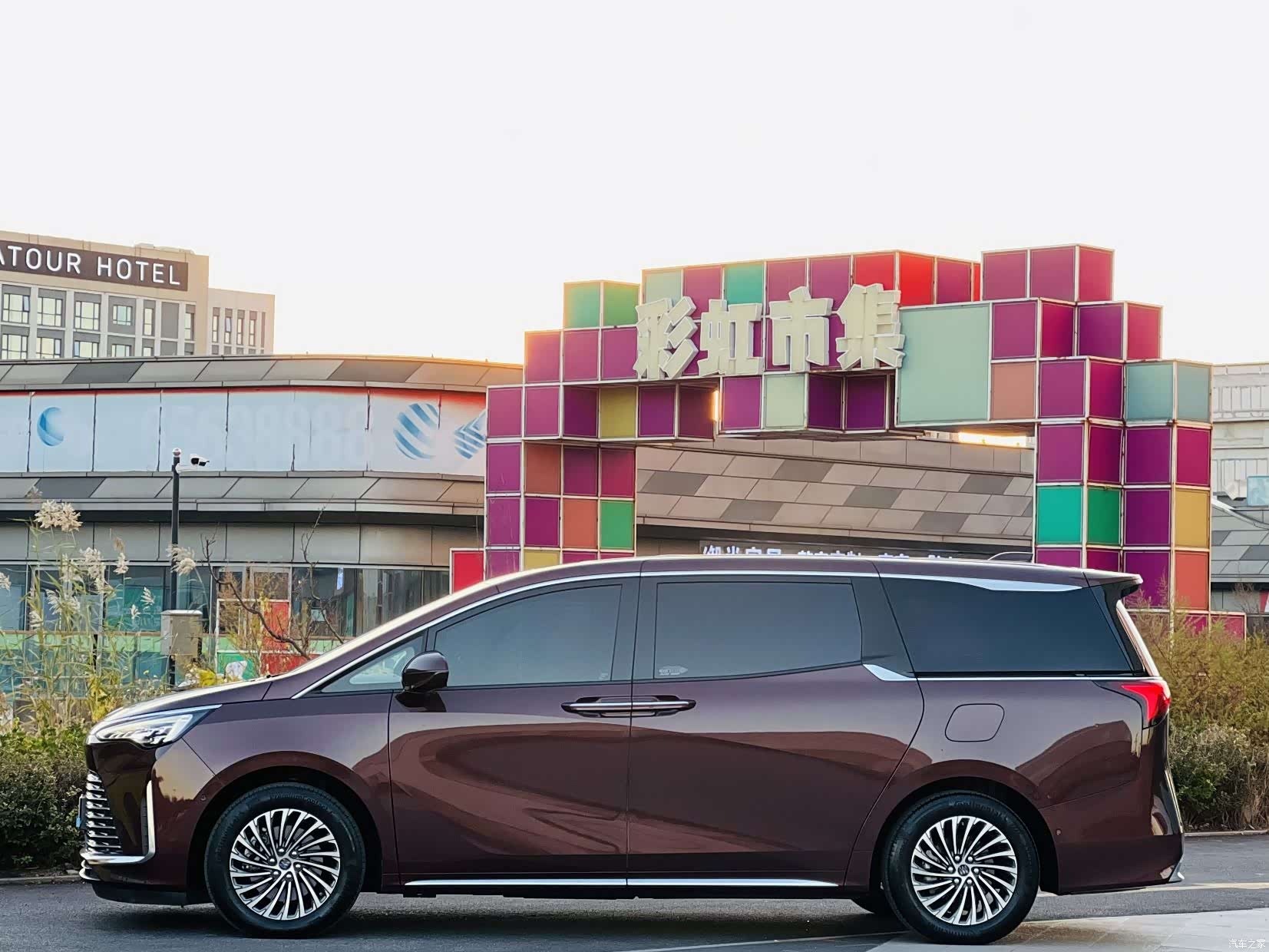 Buick Century, 2024 3