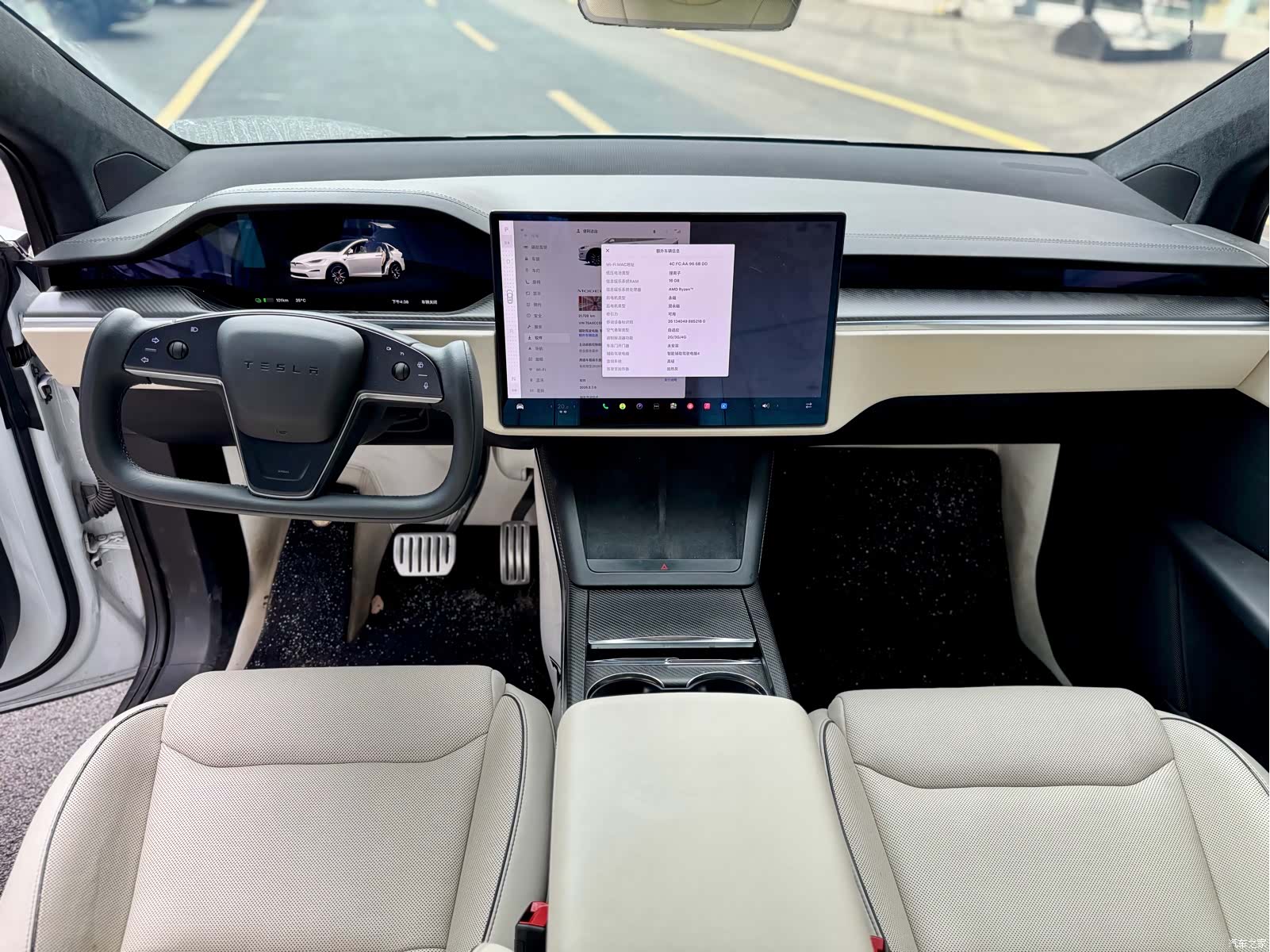 Tesla Model X, 2024 10
