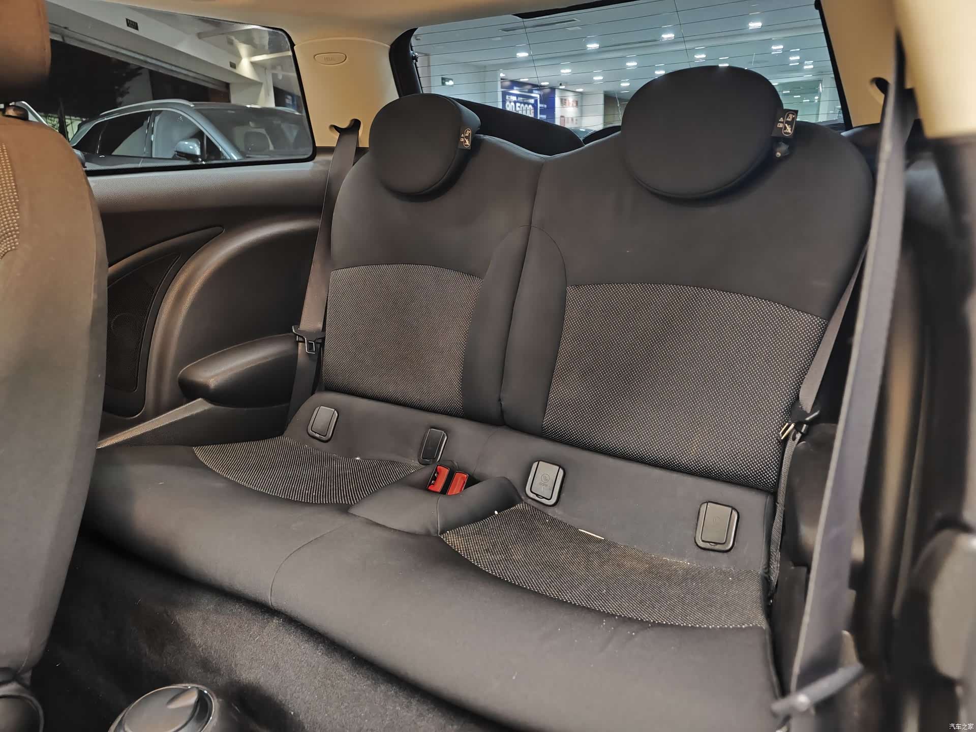 Mini ONE, 2014 20