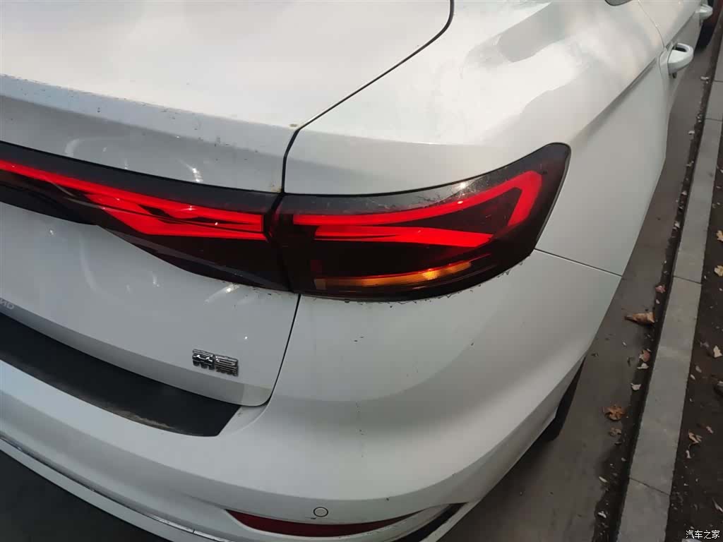 Geely Emgrand, 2021 8