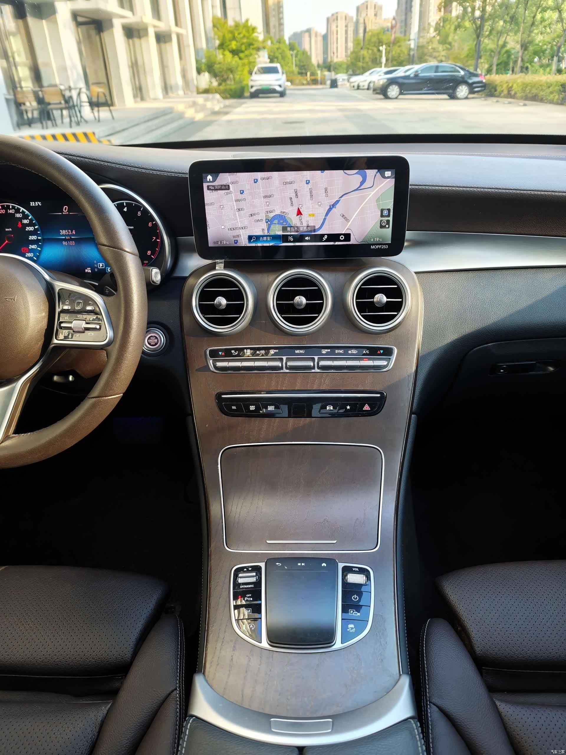 Mercedes-Benz GLC, 2020 19