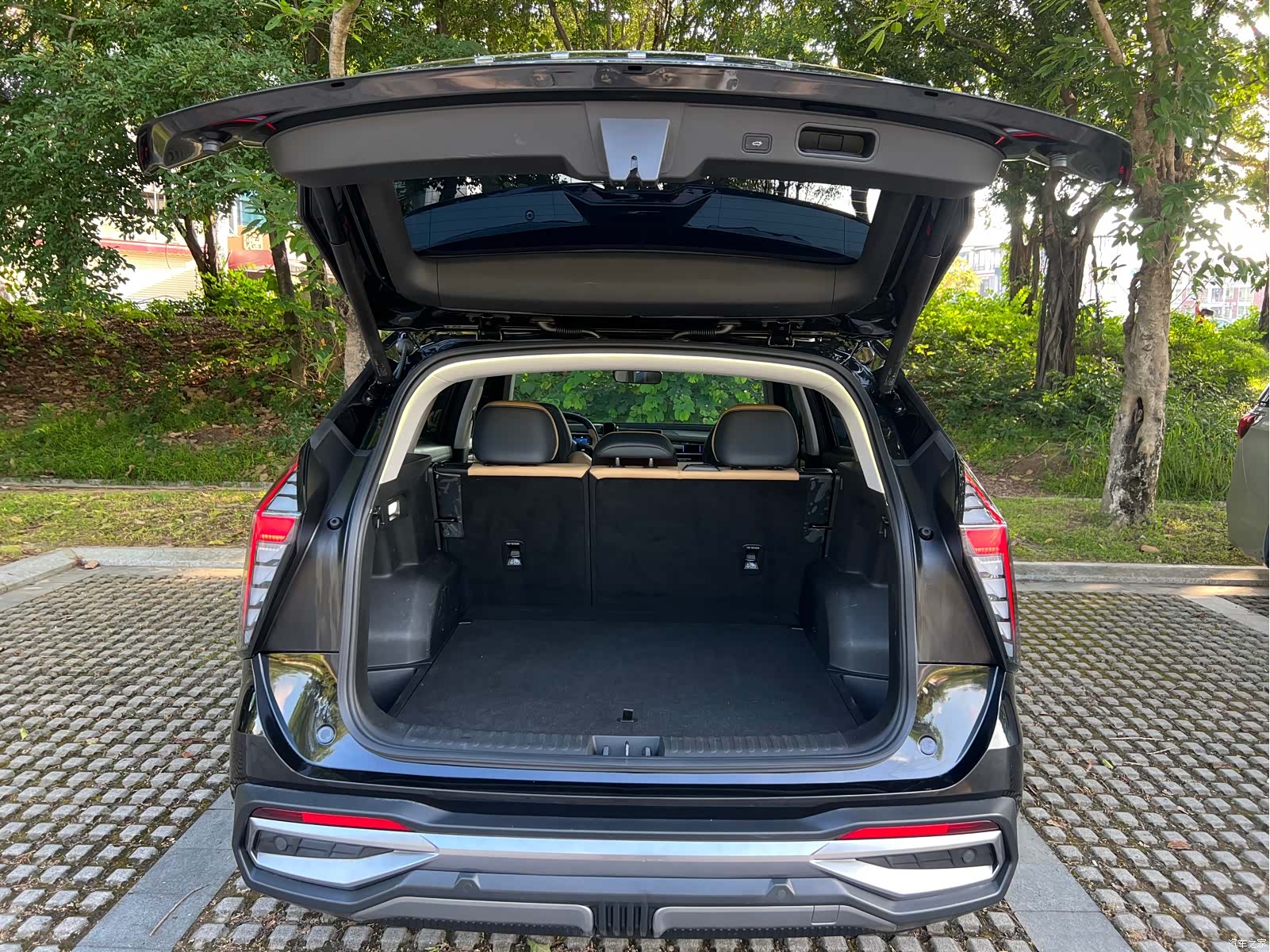 Geely Boyue, 2023 19