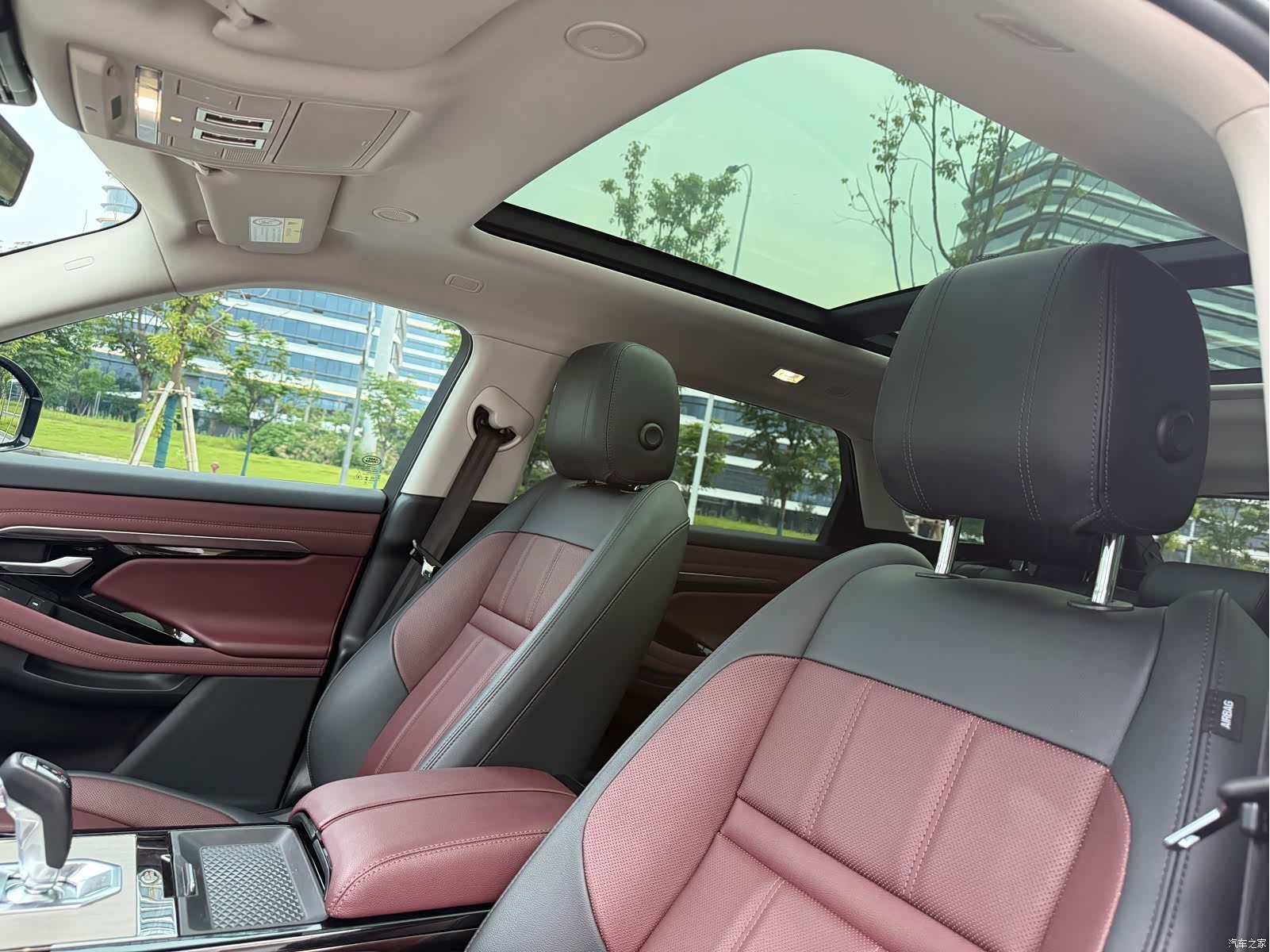 Land Rover Range Rover, 2023 17