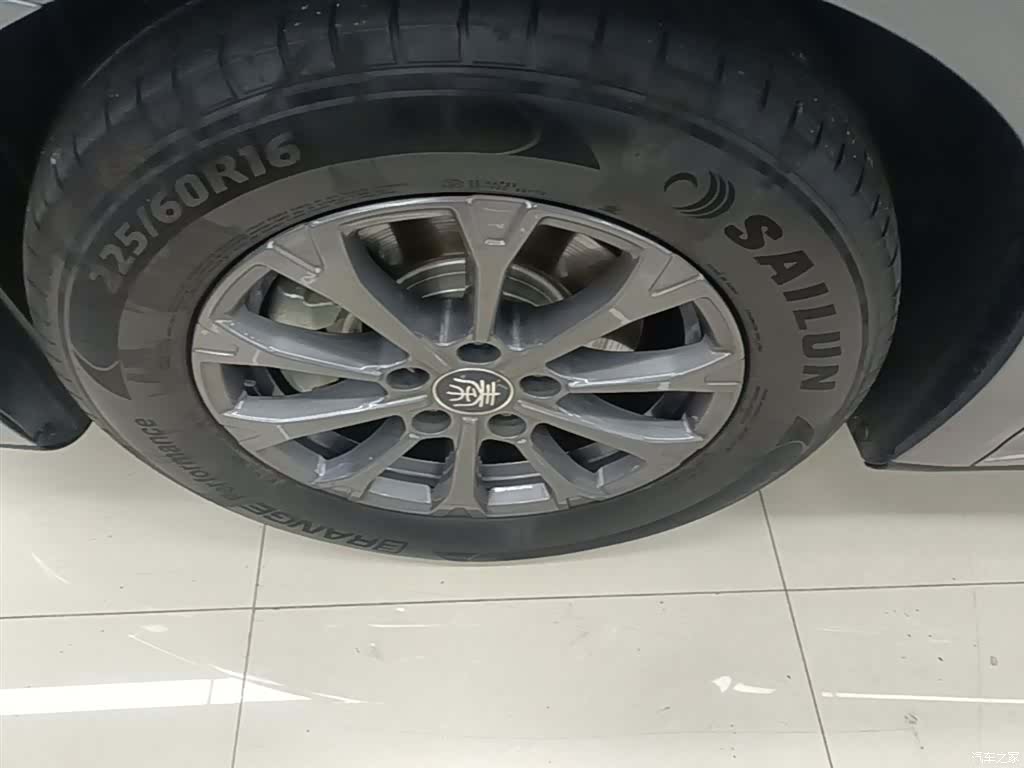 BYD Qin, 2025 23