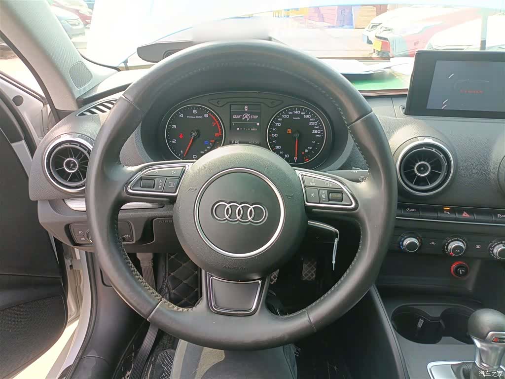 Audi A3, 2015 11
