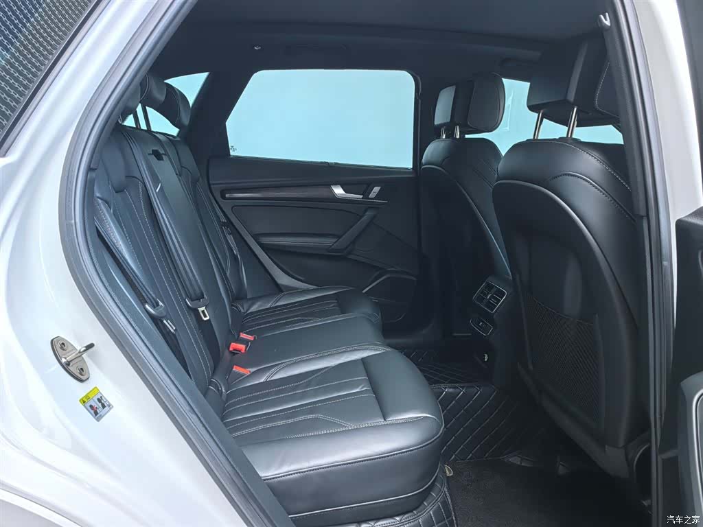 Audi Q5L, 2024 15