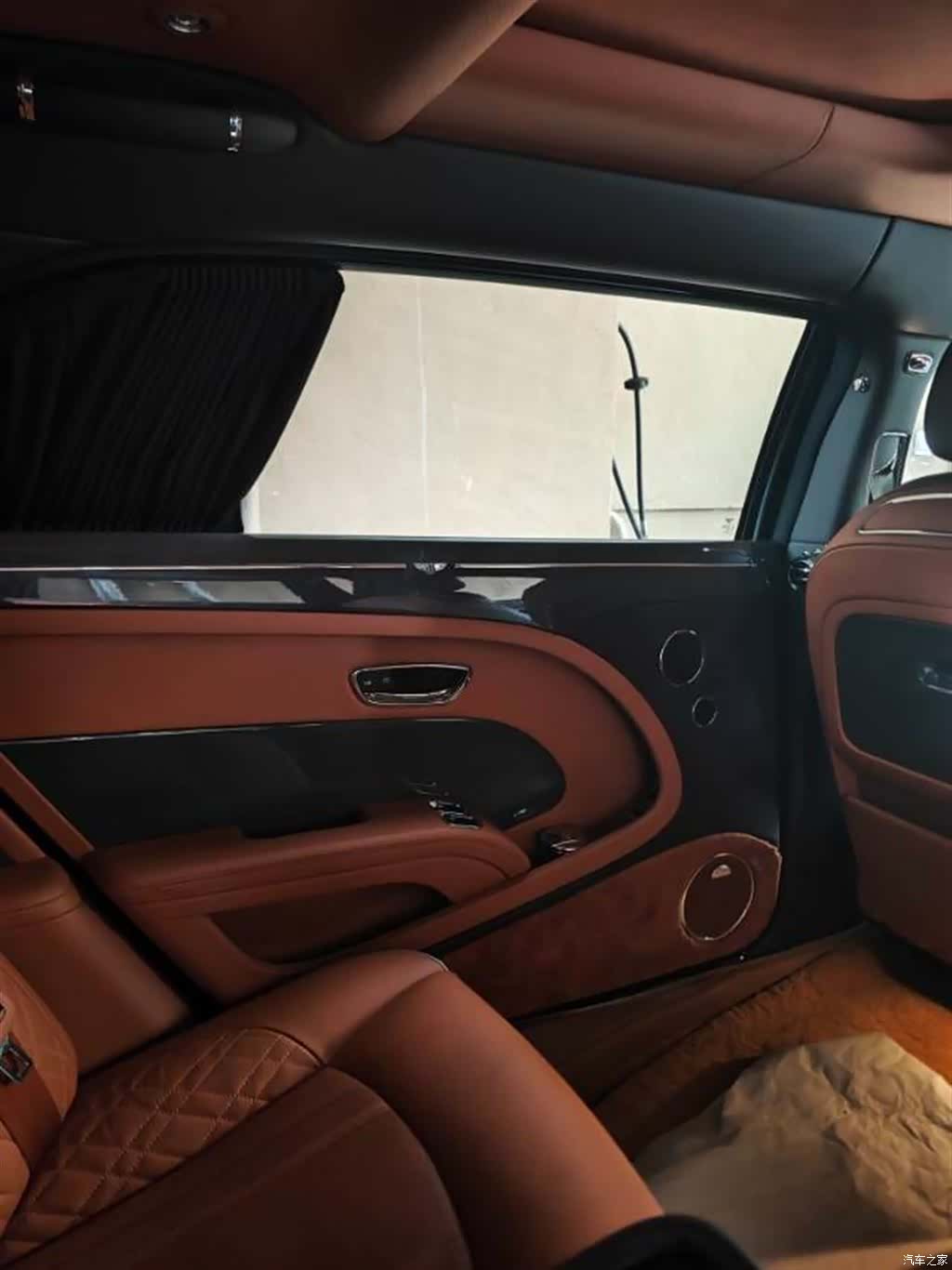 Bentley Mulsanne, 2018 все фото