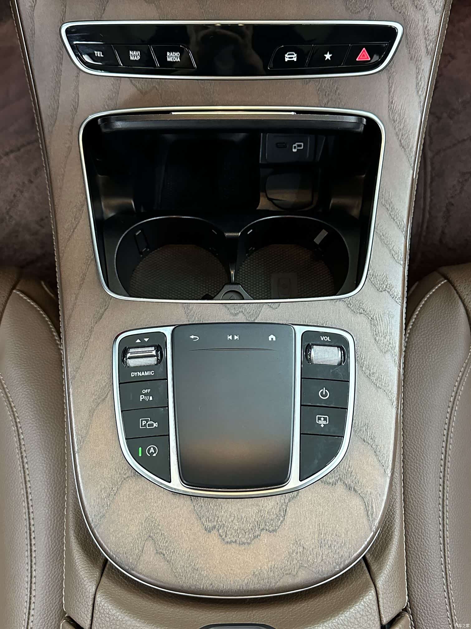 Mercedes-Benz E-Class, 2022 17