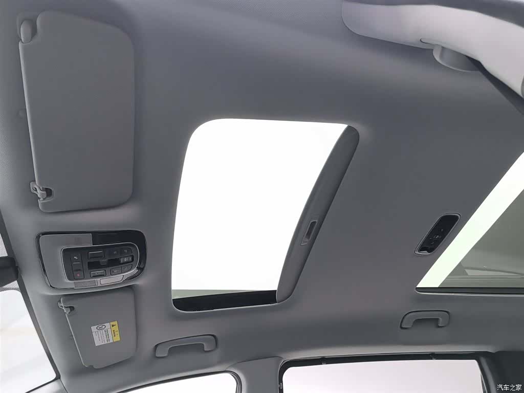 Hyundai Custo, 2024 14