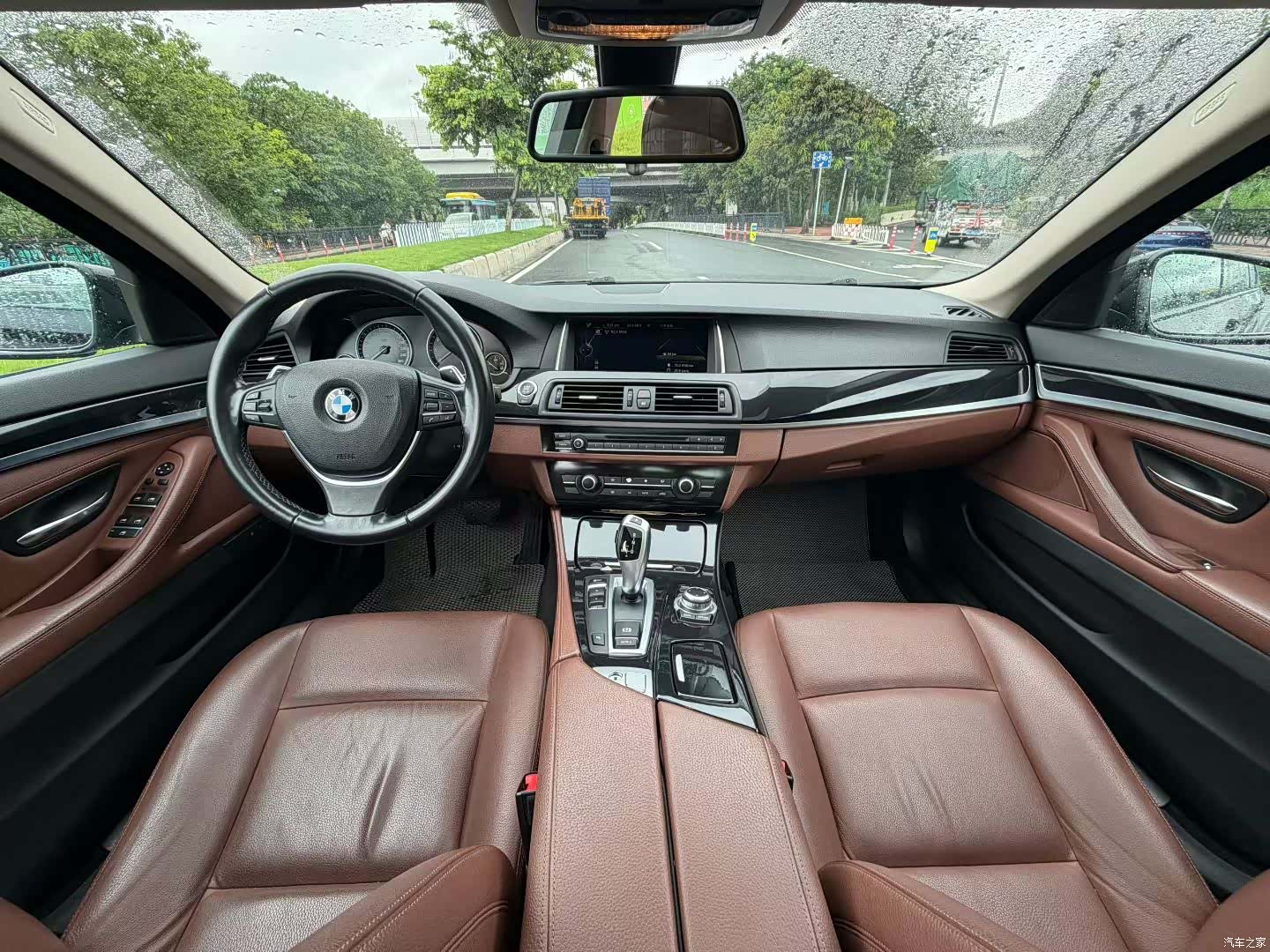 BMW 5 Series, 2015 9