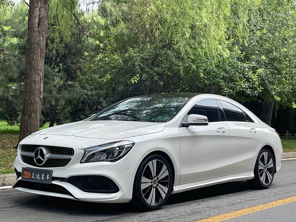 Mercedes-Benz CLA