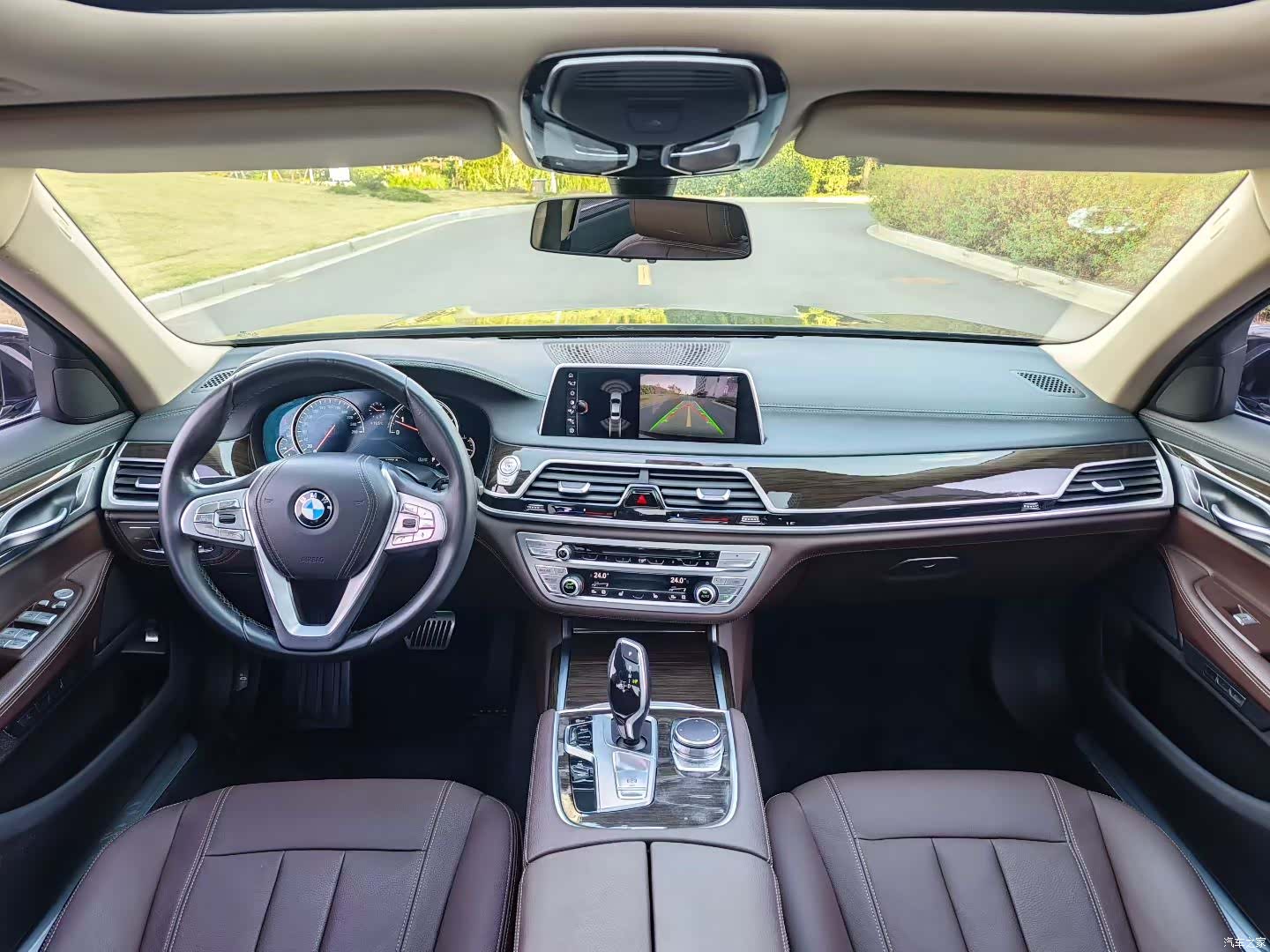 BMW 7 Series, 2017 все фото