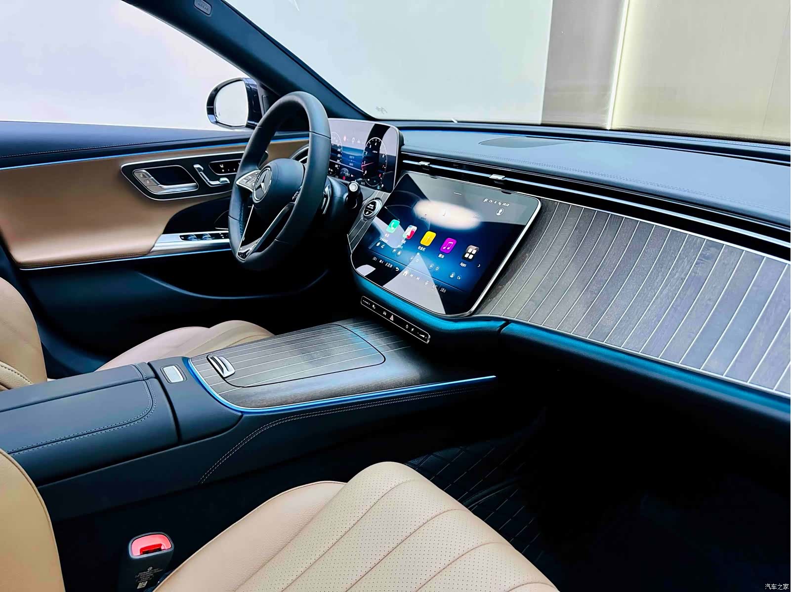 Mercedes-Benz E-Class, 2025 7