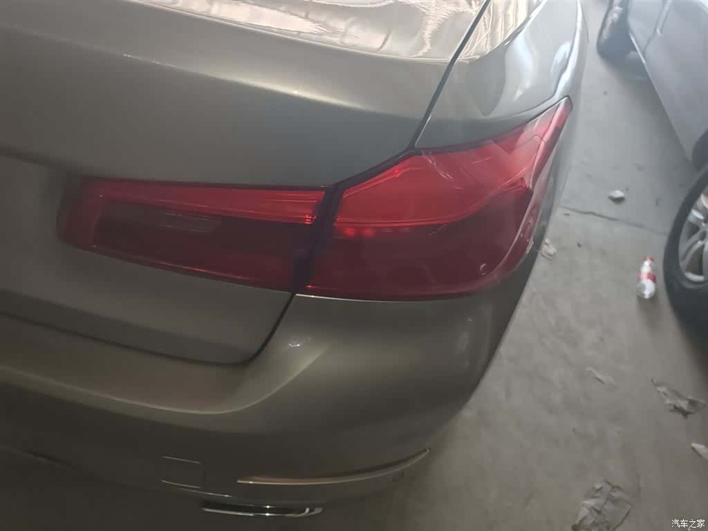 BMW 5 Series, 2018 24