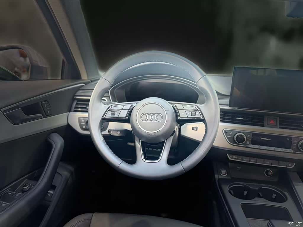 Audi A4, 2021 11