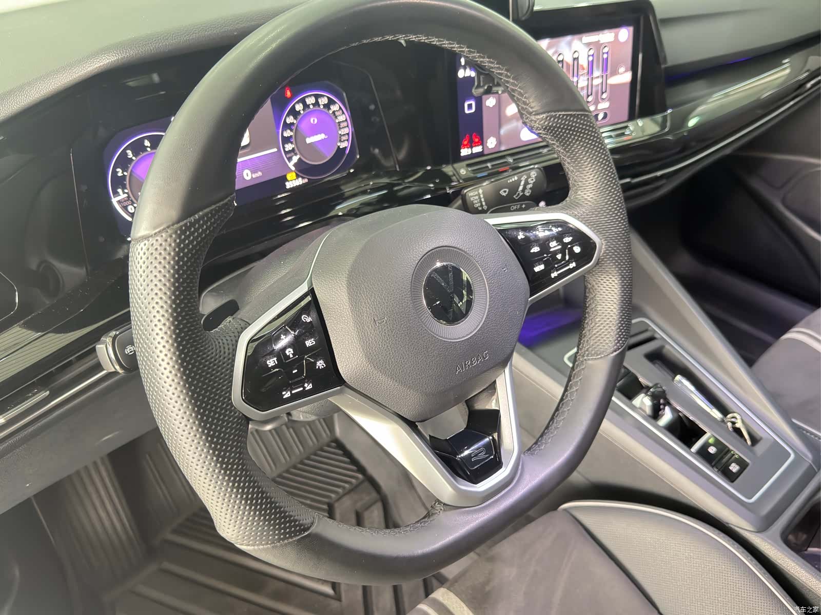 Volkswagen Golf, 2023 7