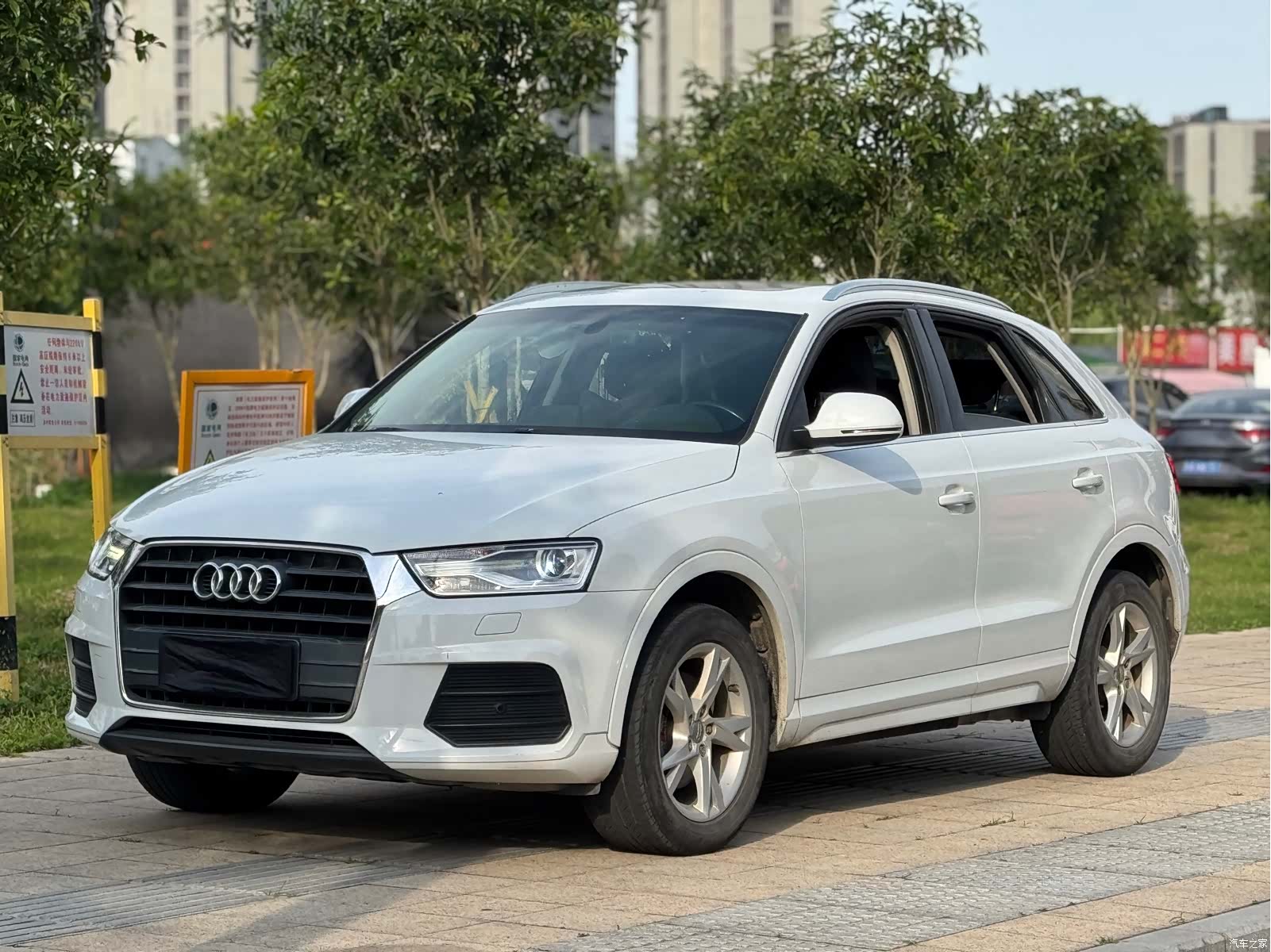 Audi Q3, 2017 1