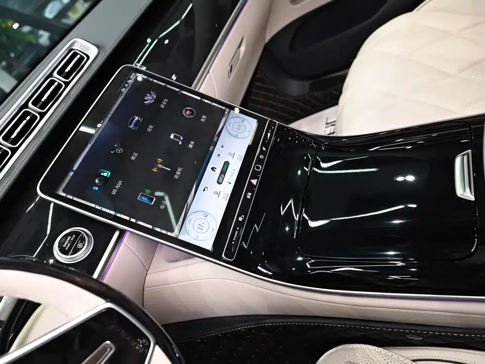 Mercedes-Benz Maybach S-class