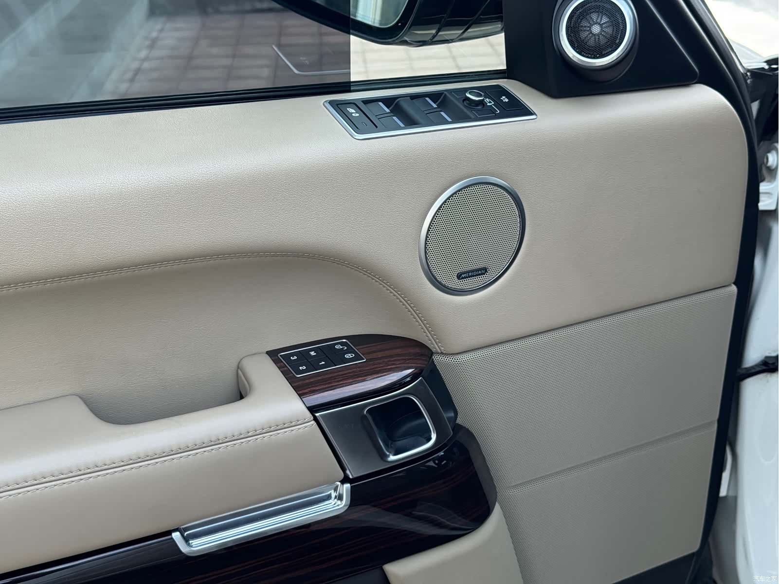 Land Rover Range Rover, 2018 11