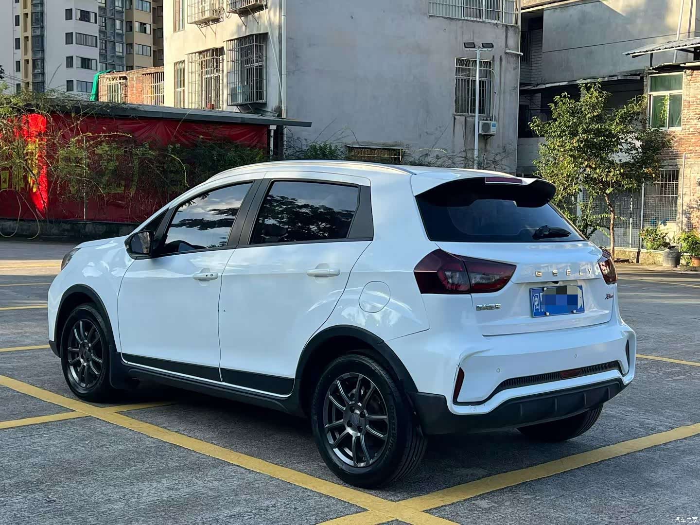 Geely X3, 2021 все фото
