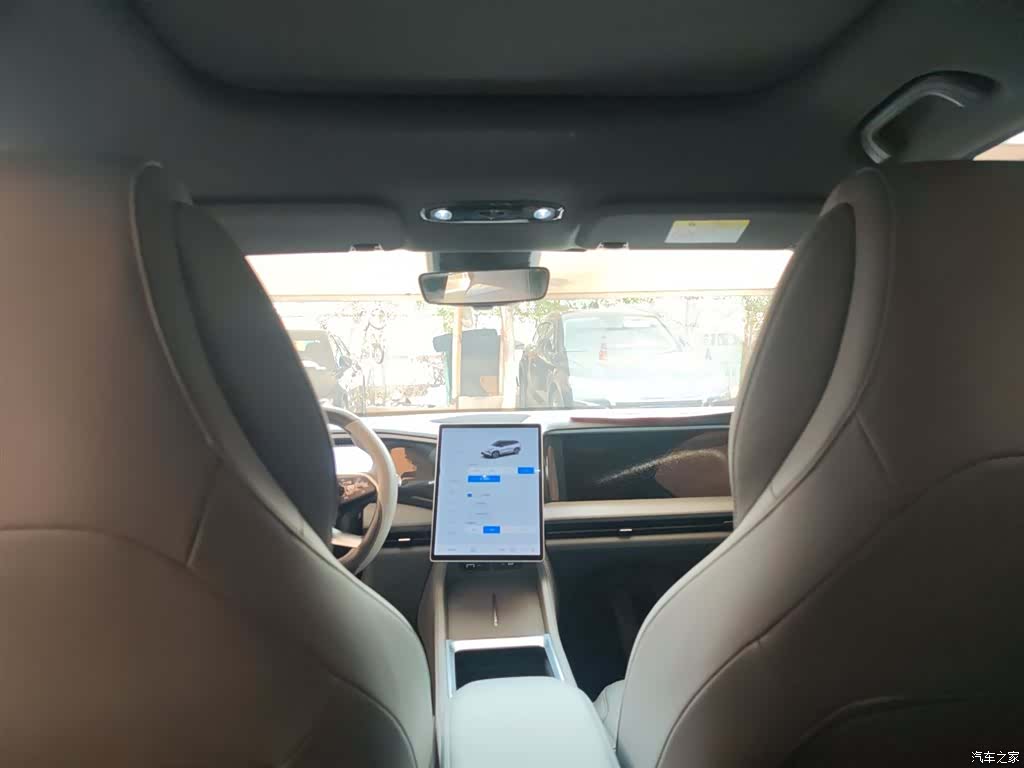 Geely Galaxy L7, 2025 18