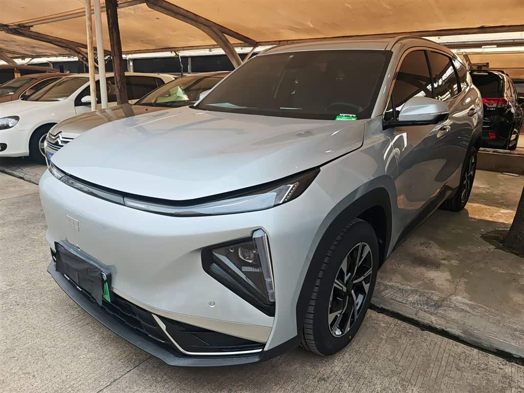 Geely Galaxy L7