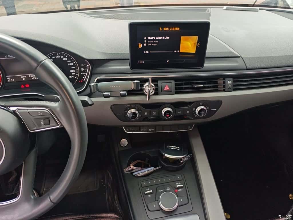 Audi A4L, 2017 6