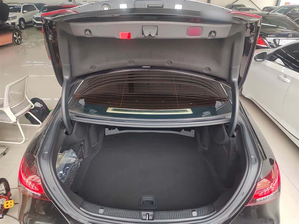 Mercedes-Benz E-Class, 2022 9