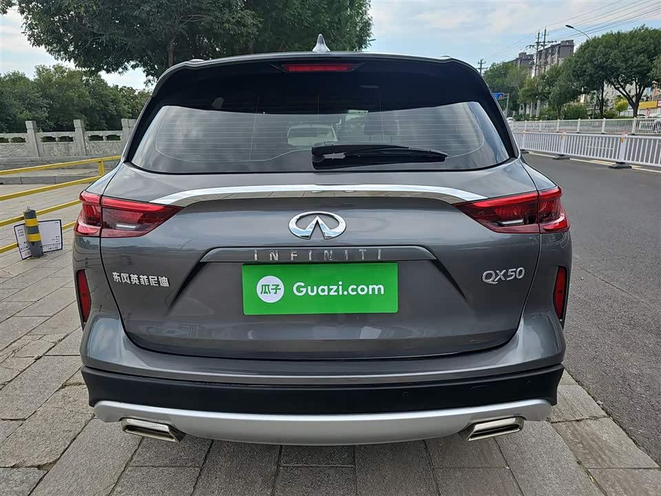 Infiniti QX50