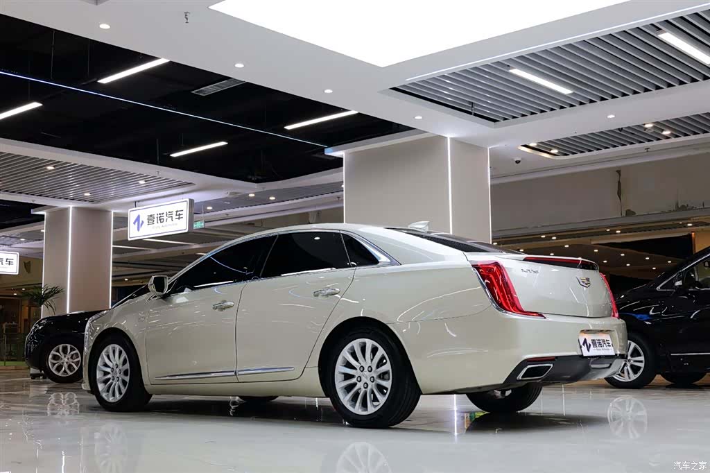 Cadillac XTS, 2018 все фото