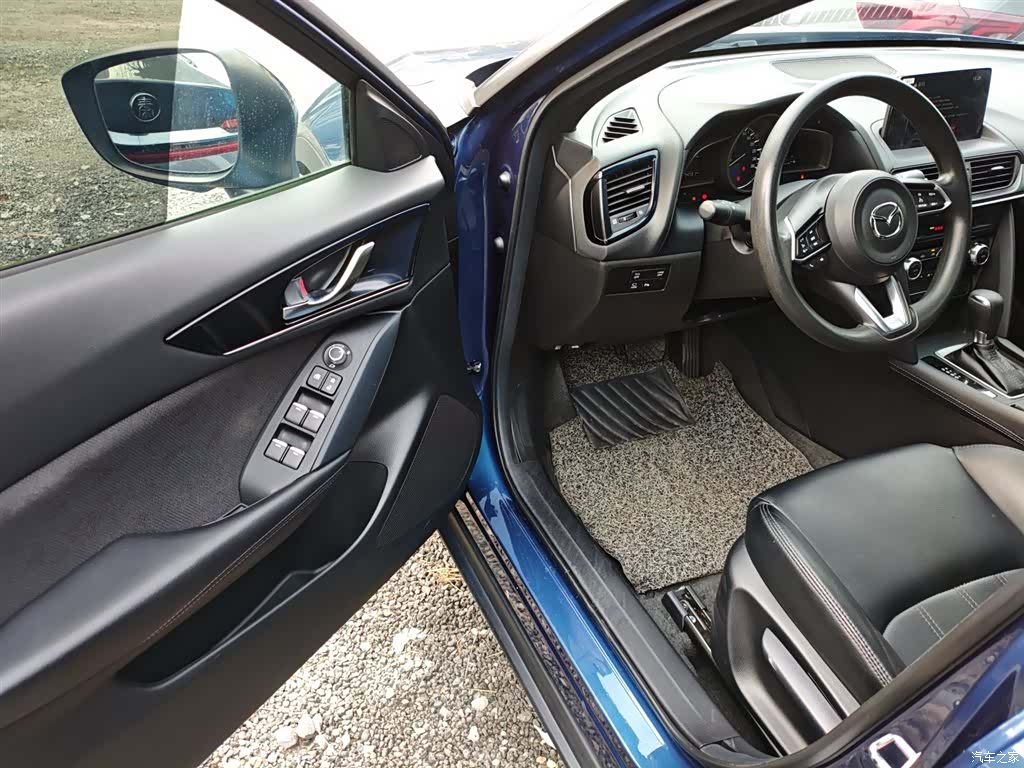 Mazda CX-4, 2021 16