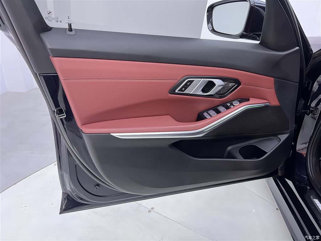 BMW 3 Series, 2024 17