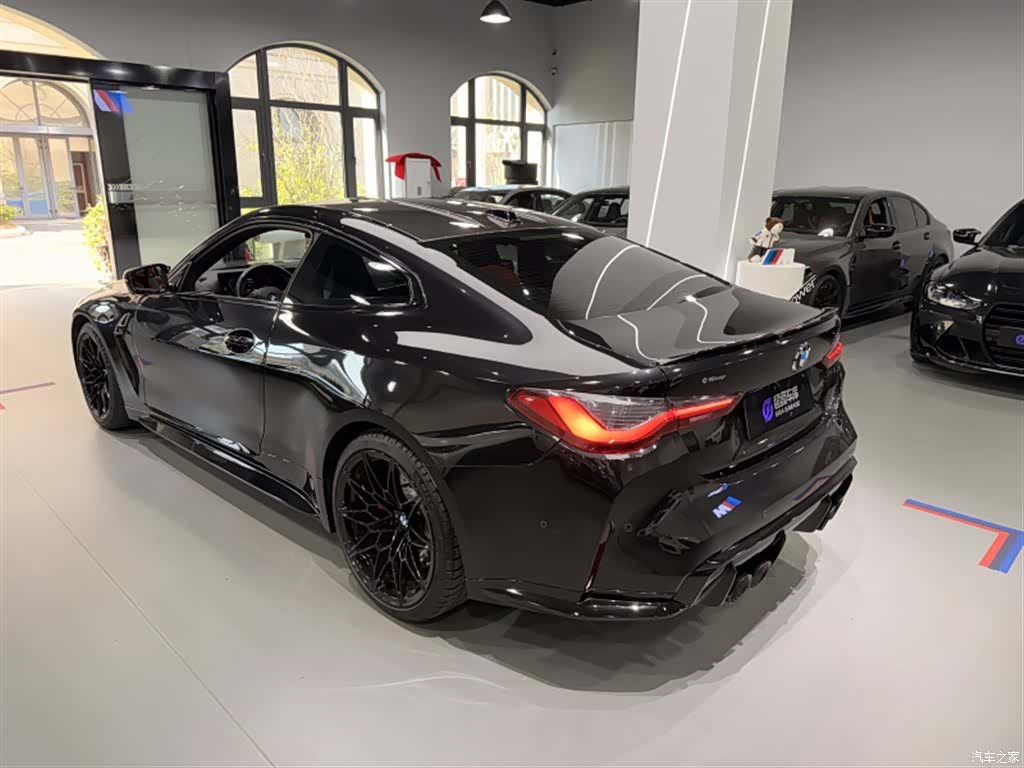 BMW M4, 2024 3