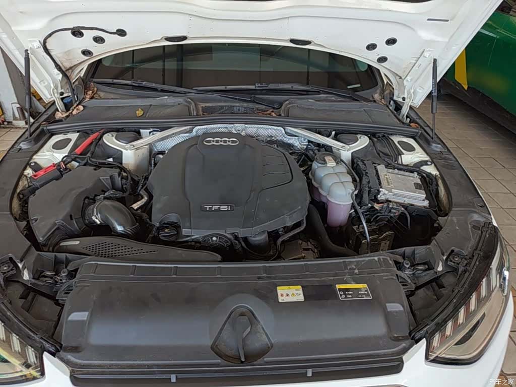 Audi A4L, 2022 20