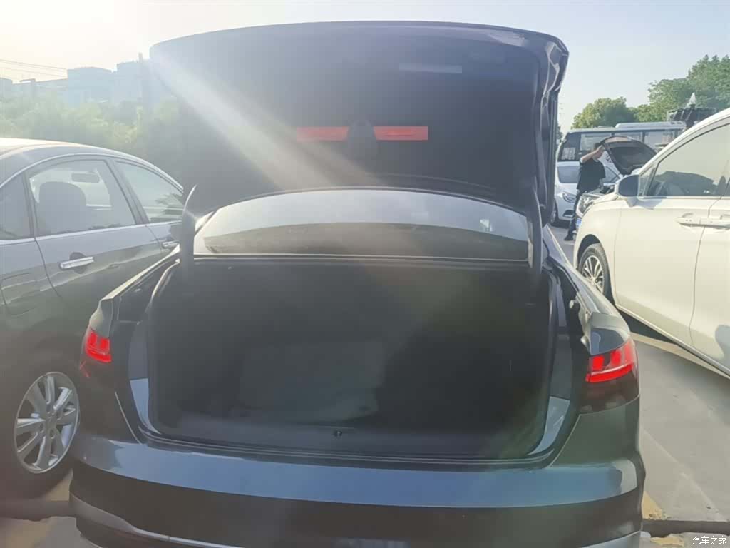 Audi A4L, 2021 19