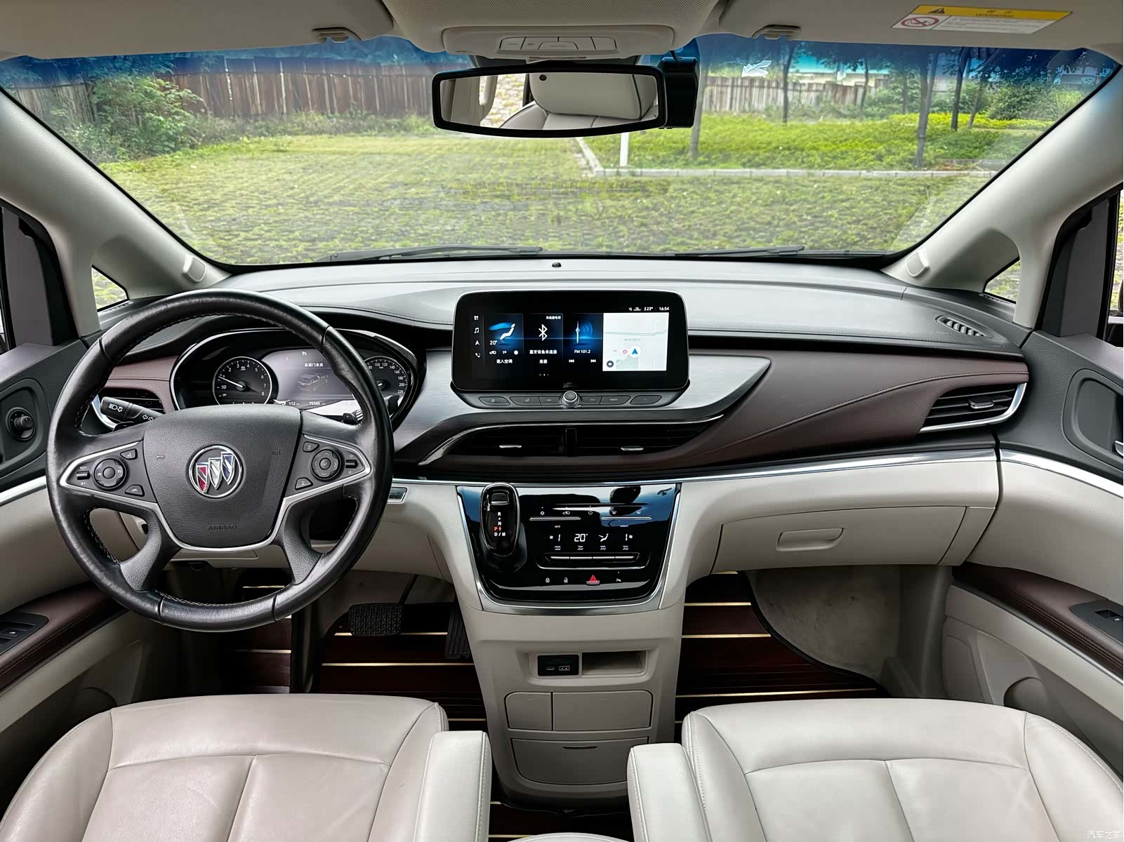 Buick GL8, 2020 8