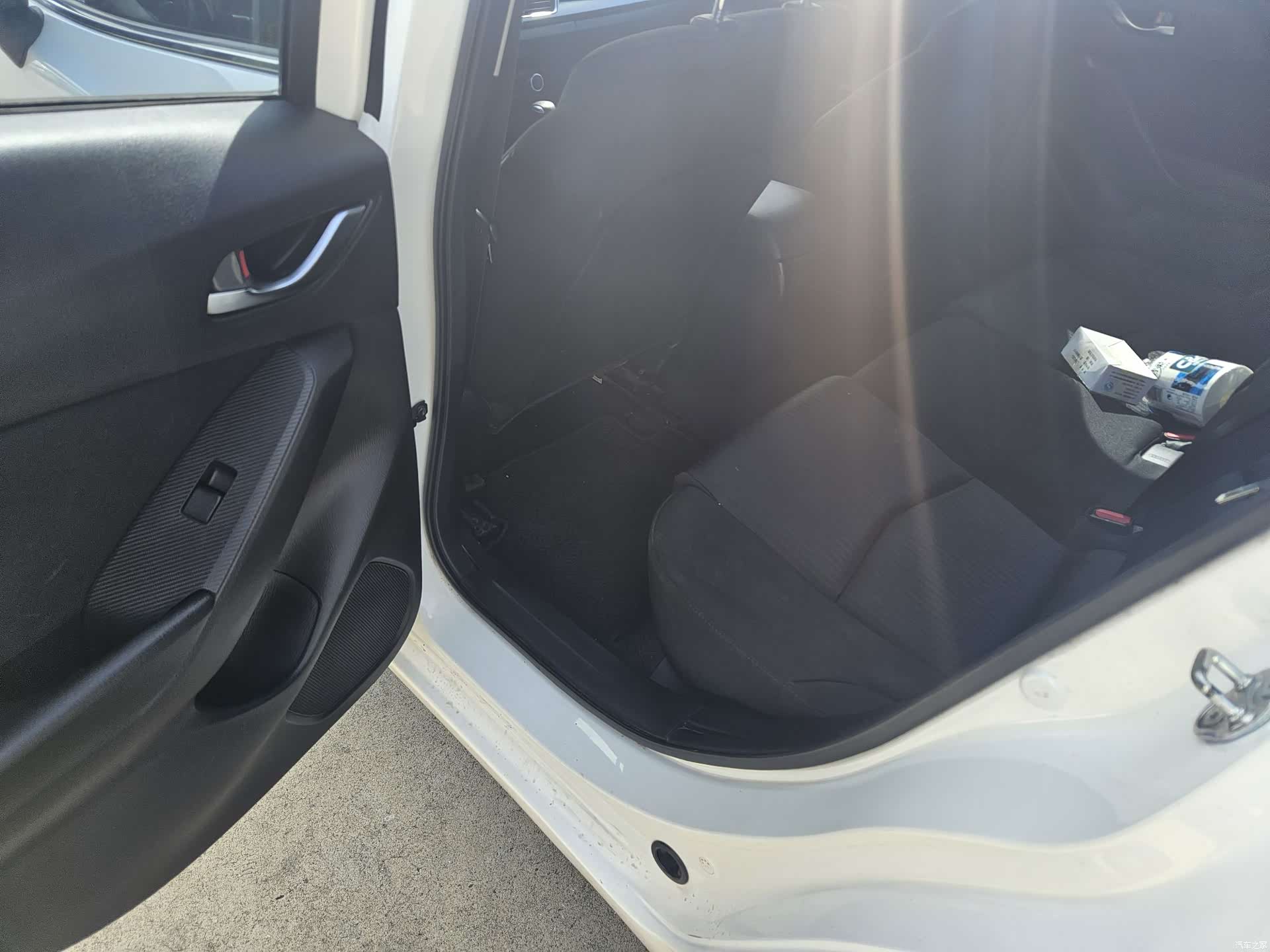 Mazda Mazda3, 2016 6