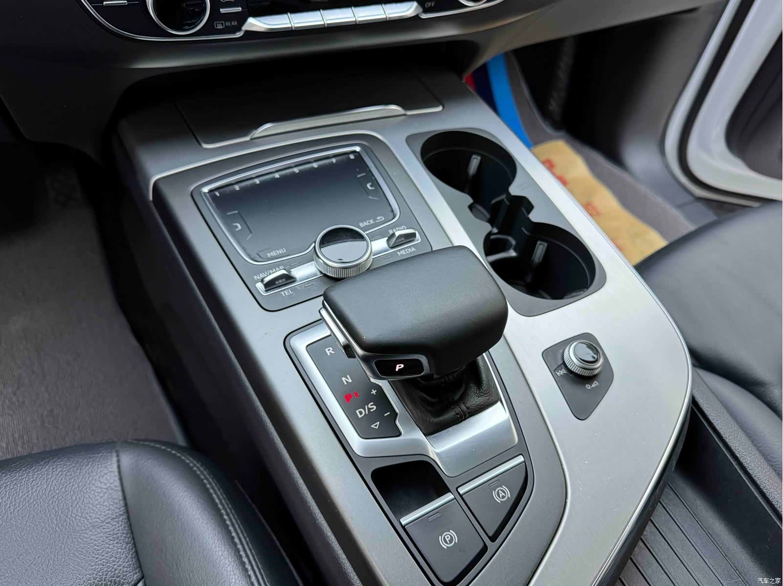 Audi Q7, 2019 10