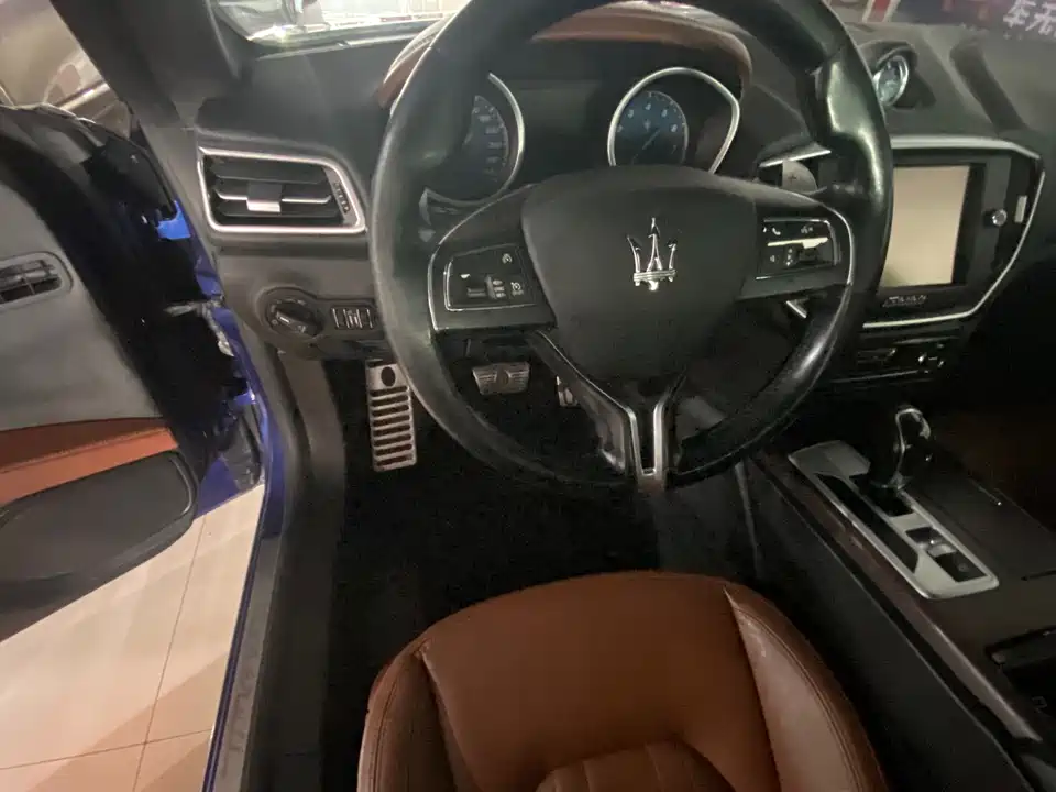 Maserati Ghibli