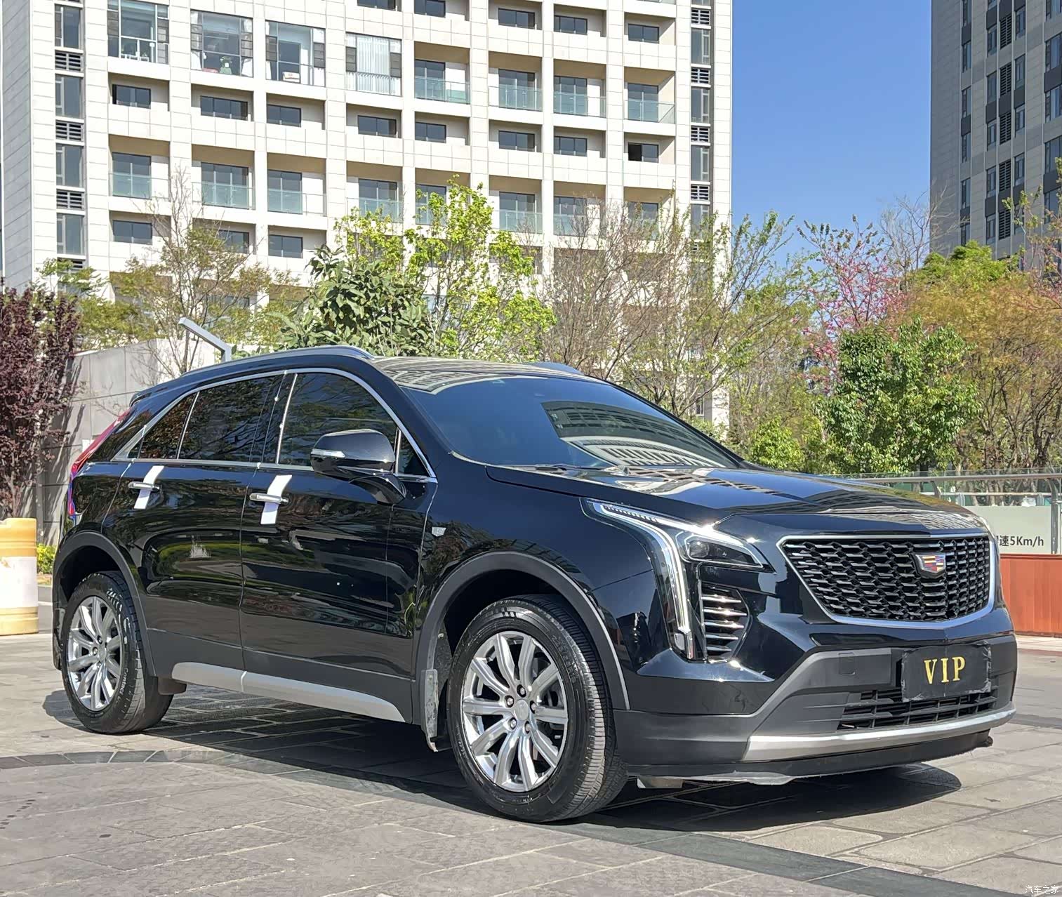 Cadillac XT4, 2023 2