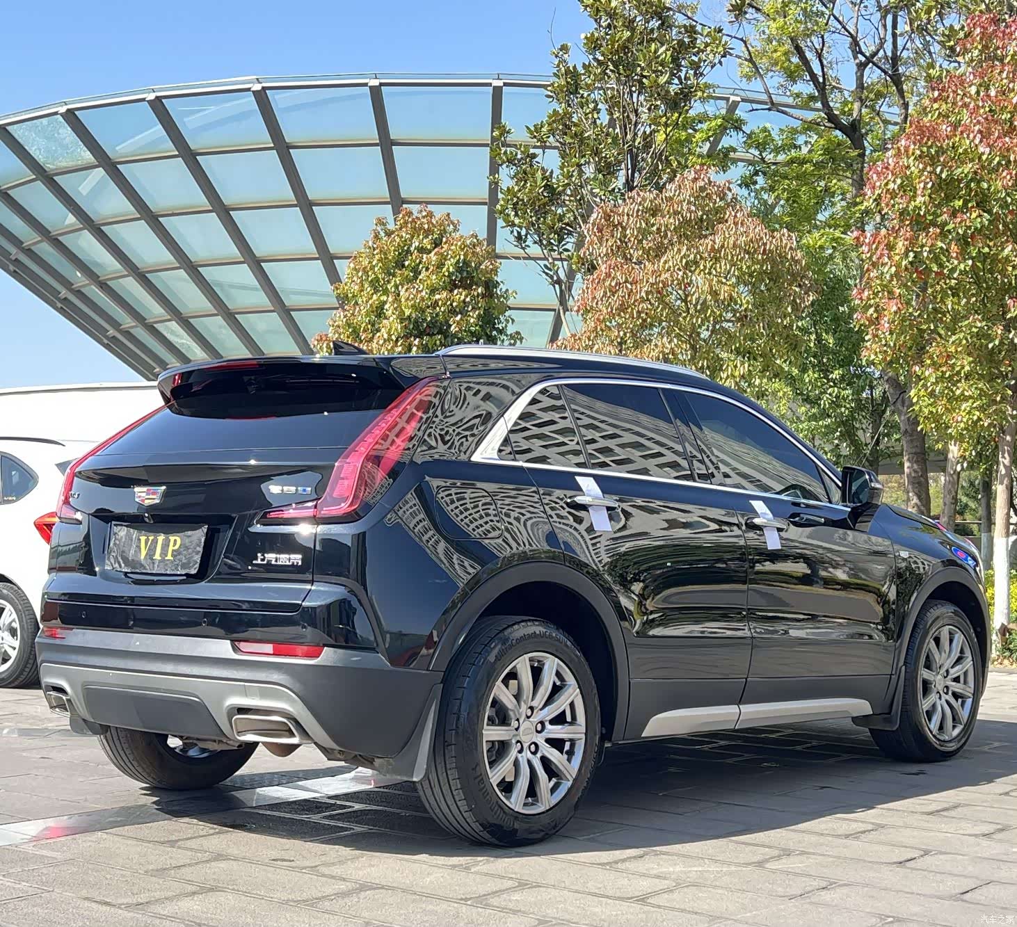 Cadillac XT4, 2023 все фото