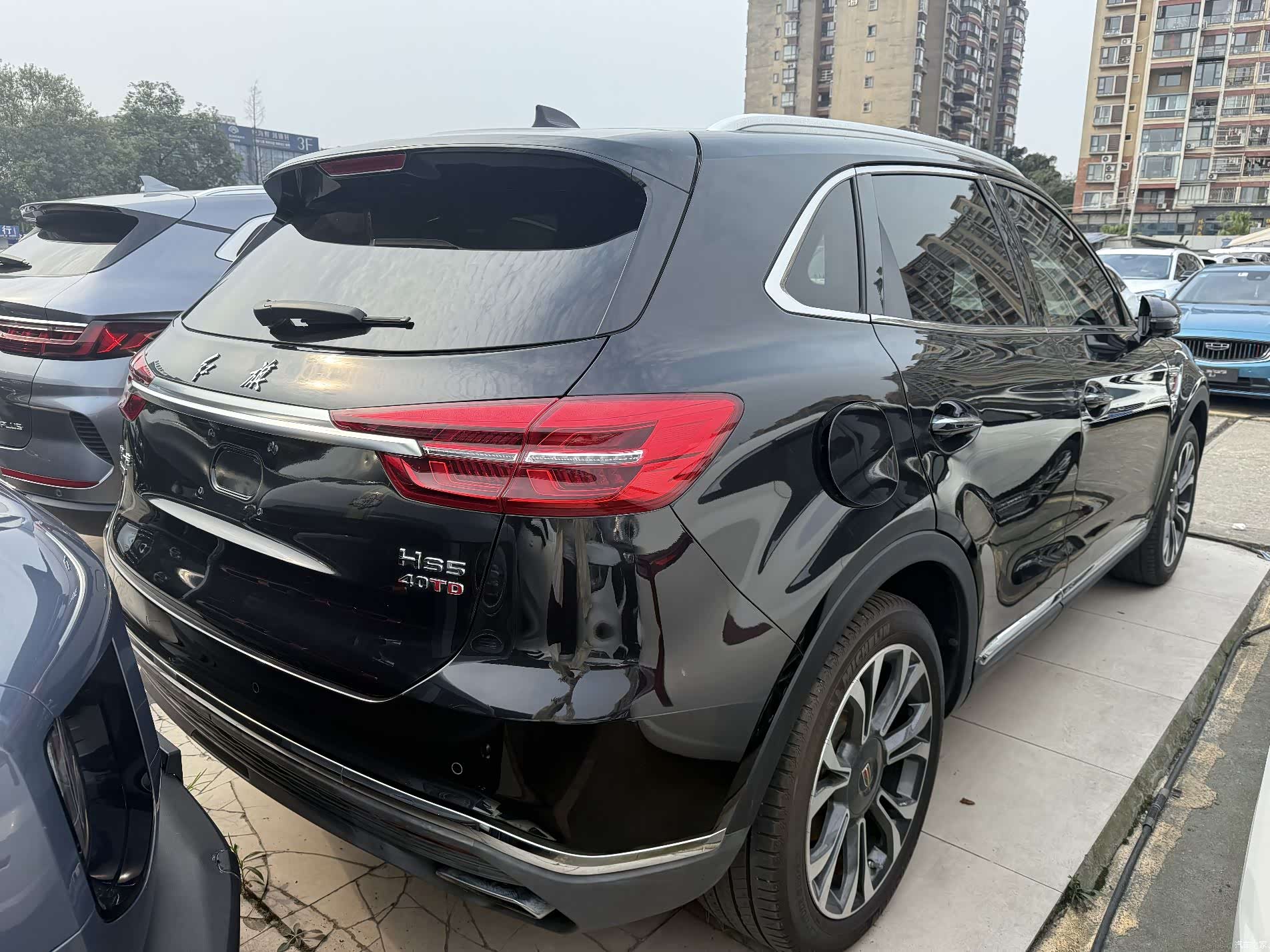 Hongqi HS5, 2021 9