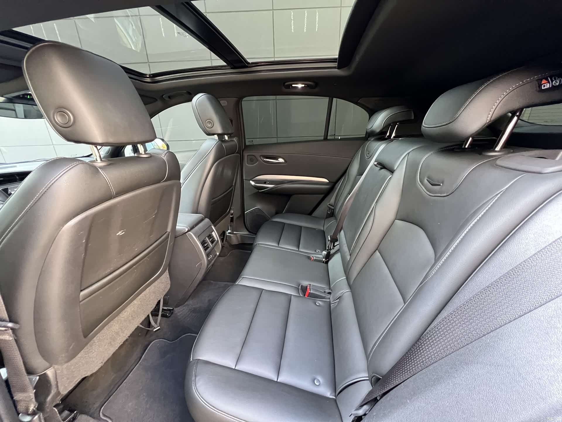 Cadillac XT4, 2023 7