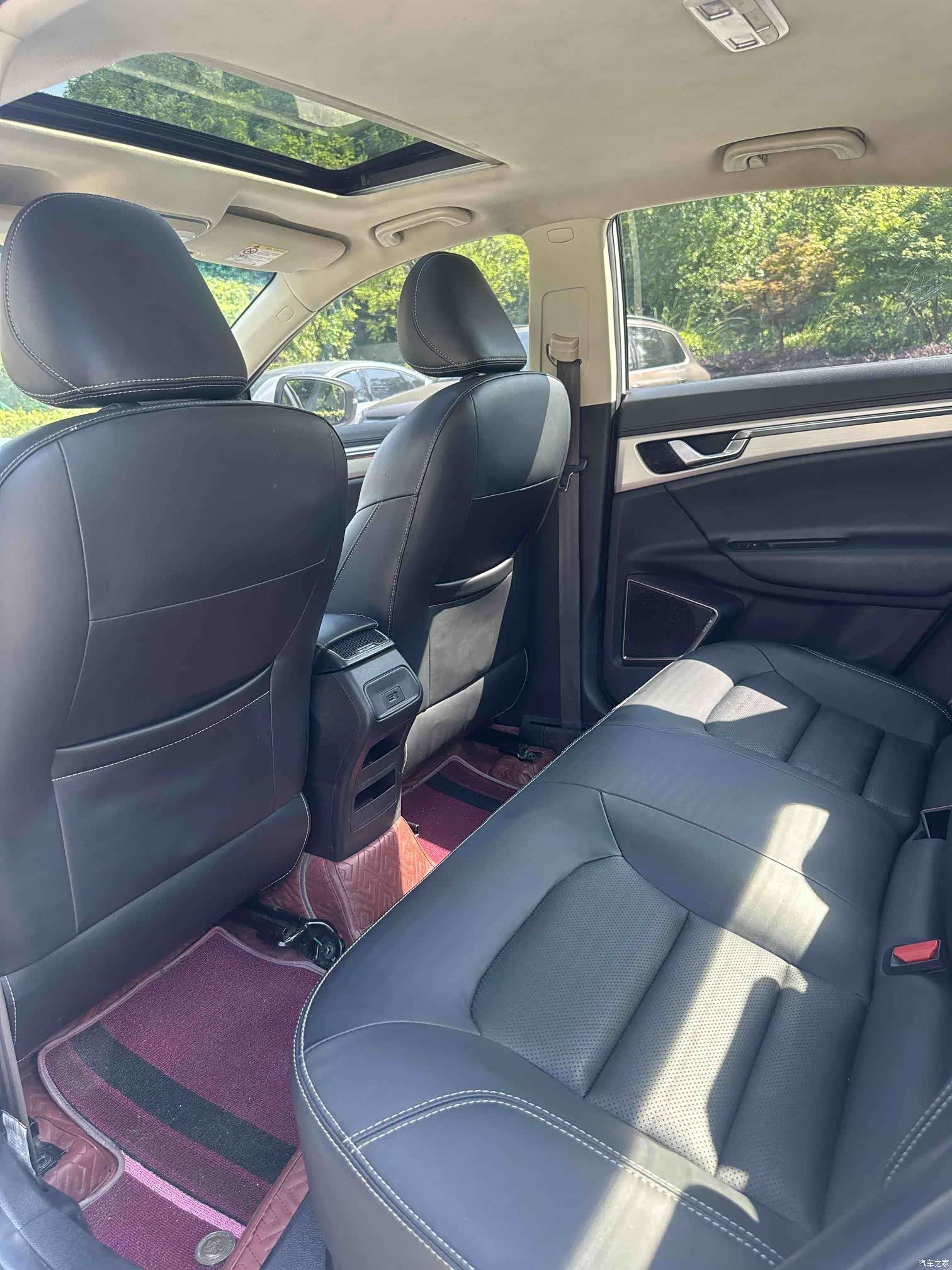 Geely Emgrand, 2017 14