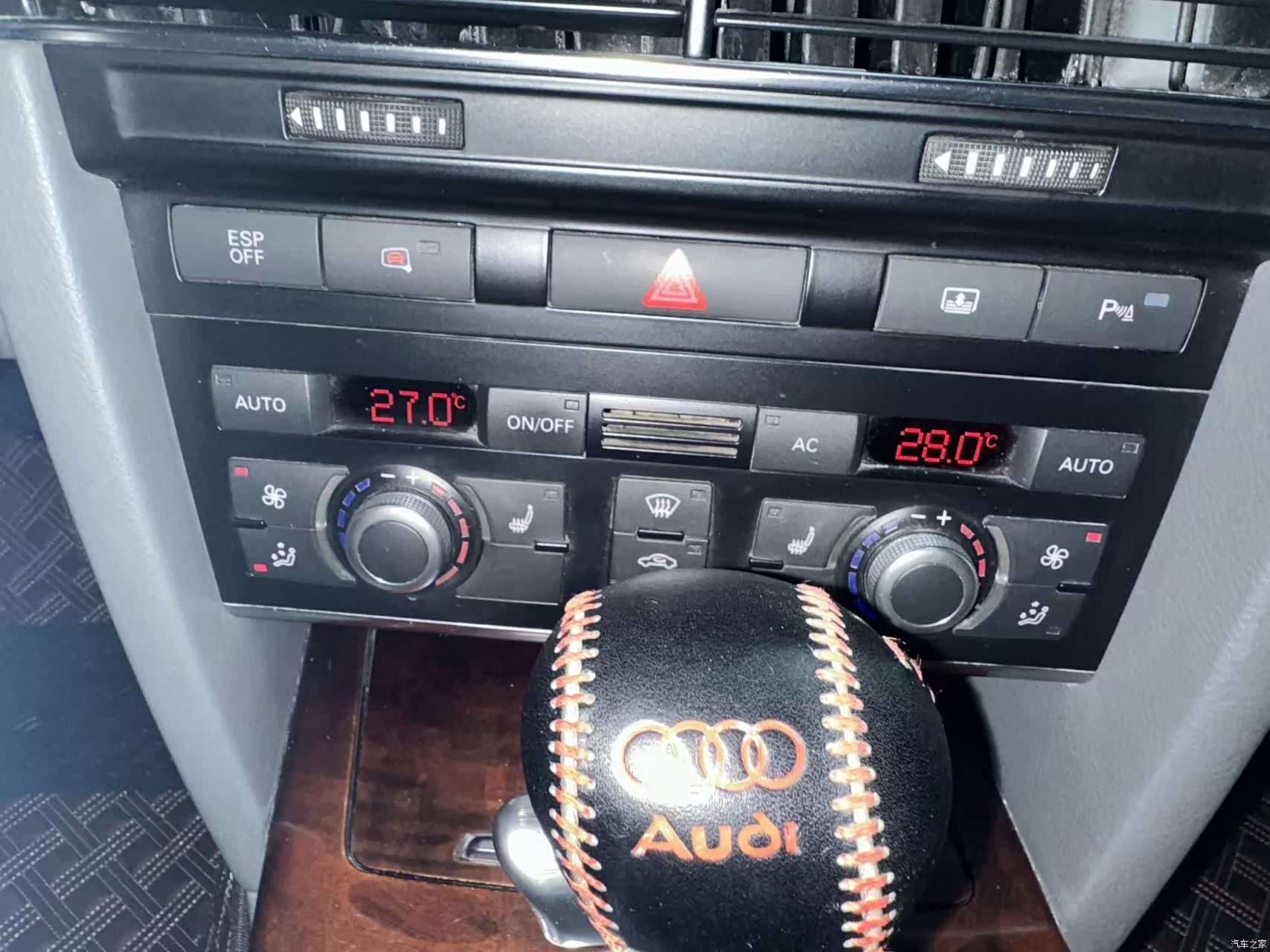 Audi A6L, 2011 8